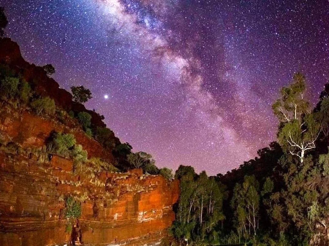 multicopterpilots | Hiking Through Karijini National Park: Adventure Awaits